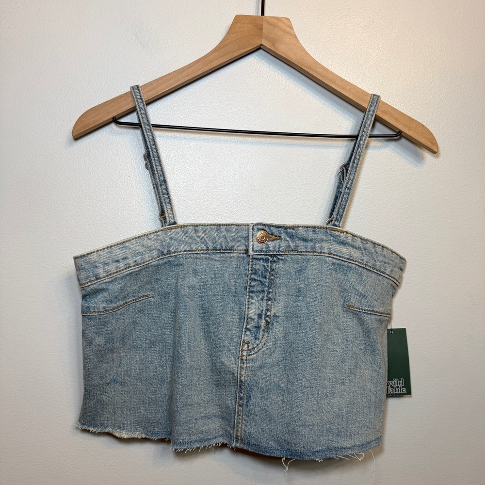 Wild Fable Women's Denim Cami Crop Top Light Wash Blue Button Front Small NWT